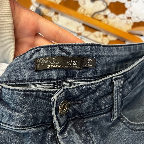 Women’s Skinny Prana Jeans - Picture 3 of 4